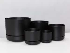 Black Self-Watering Pots - Recycled Plastic