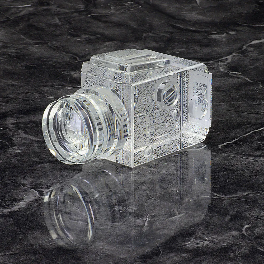 Fotodiox Crystal Camera - 2/3 Sized Replica of Hasselblad 503CM w/ 80mm f/2.8 CF Lens; Paperweight, Book Shelf, Bookends