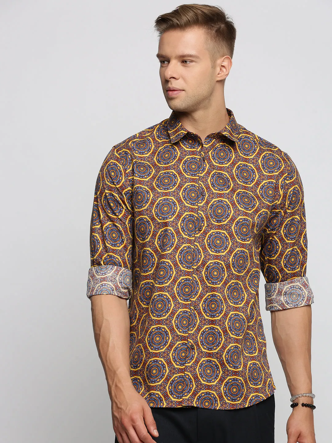 Men Brown Smart Slim Fit Geometric Printed Cotton Casual Shirt