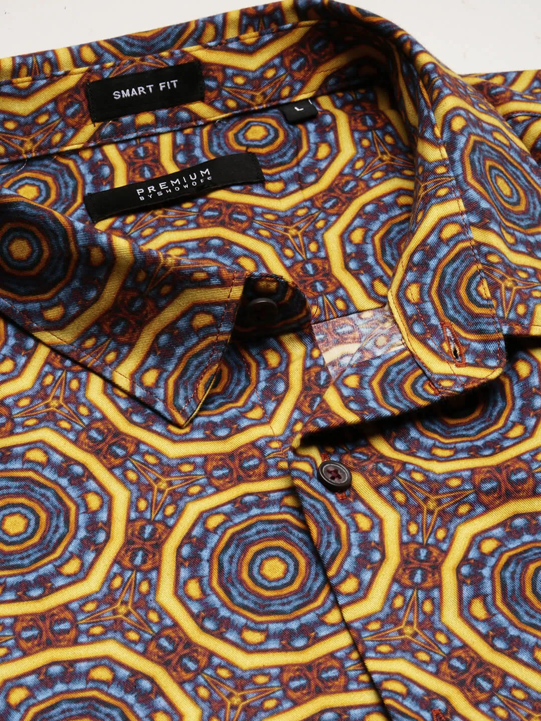 Men Brown Smart Slim Fit Geometric Printed Cotton Casual Shirt