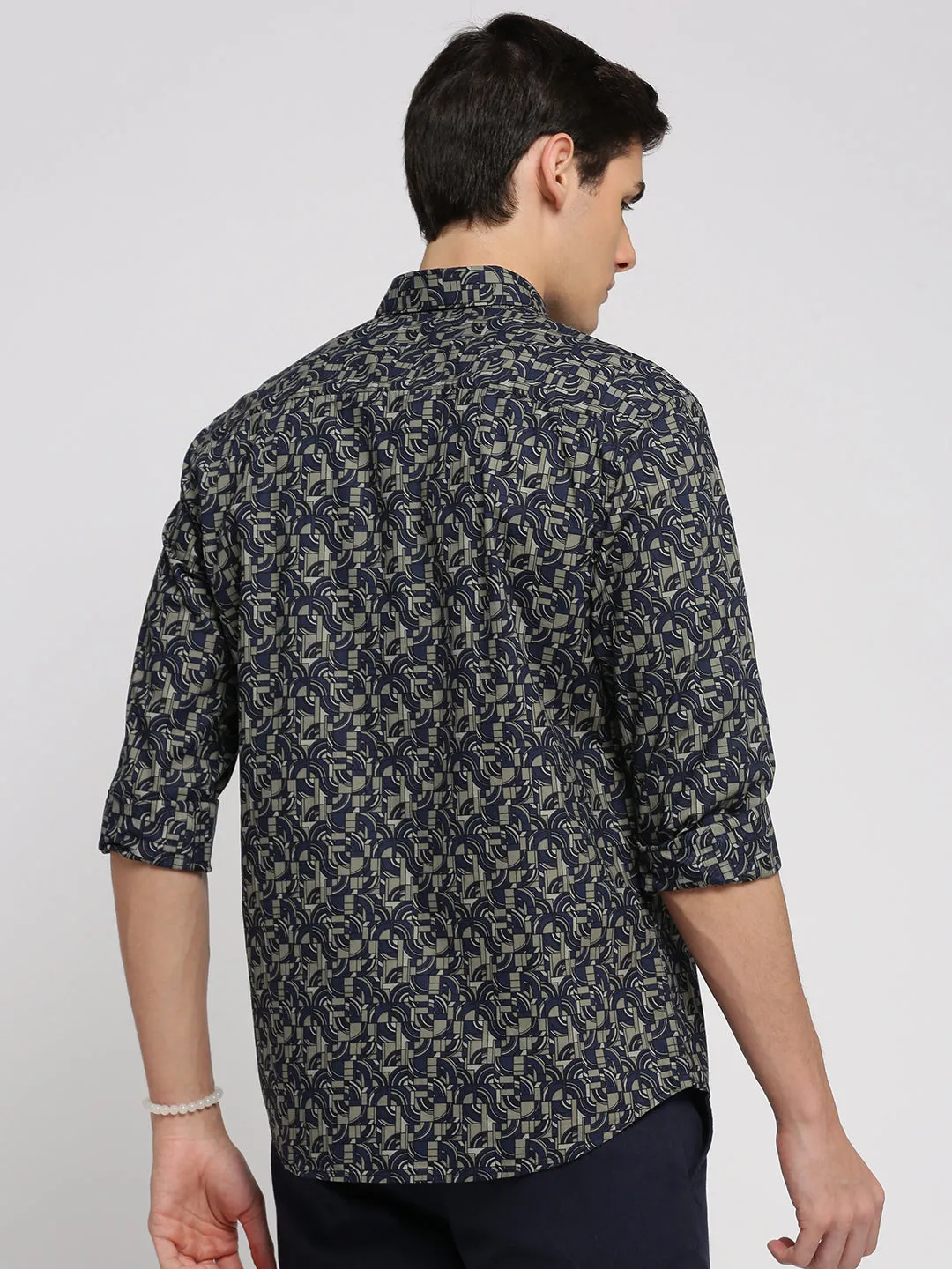 Men Navy Blue Slim Fit Geometric Printed Cotton Casual Shirt