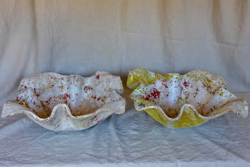Pair of small Willy Guhl mouchoire planters