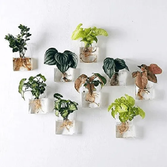 Set of 4 Wall Mountable Planters