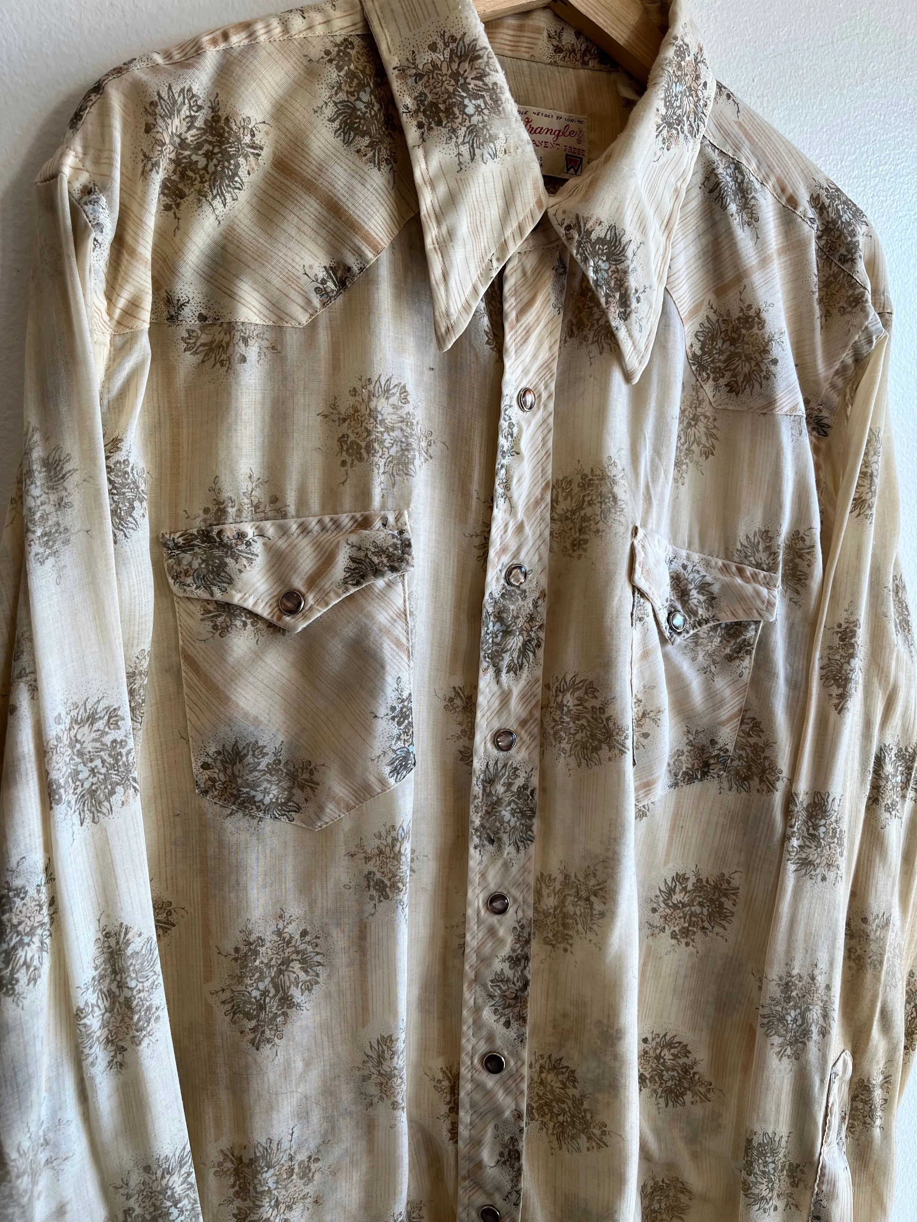 Vintage 1960s Wrangler Floral Western Pearl-Snap Shirt