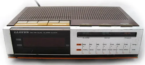 VINTAGE Old LLOYD'S J375 771A Electric AM FM BAND RADIO Digital TIME CLOCK ALARM