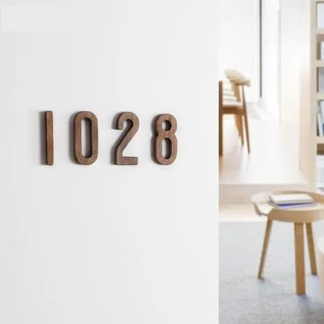 Walnut Wood Numeric (0-9)